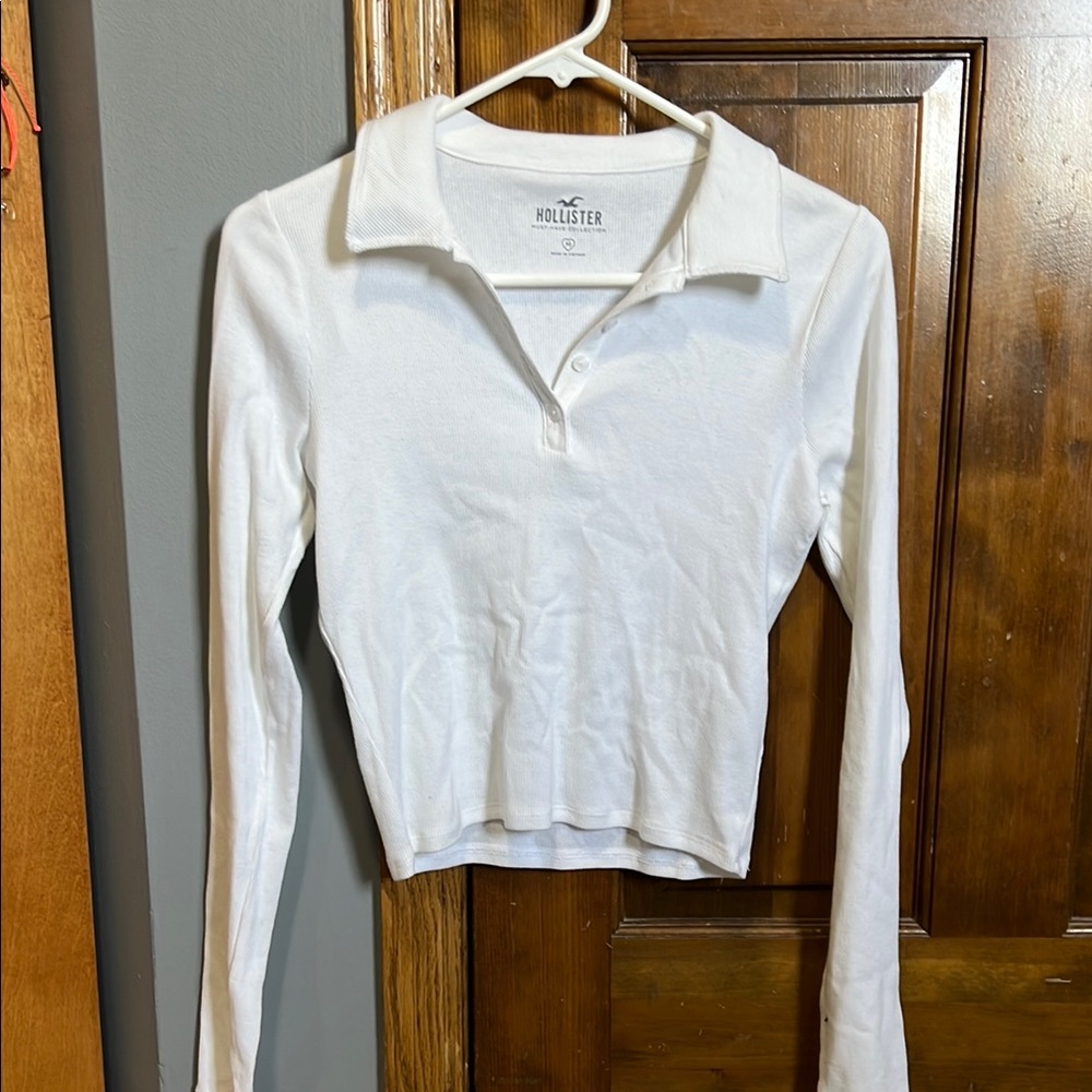 *Hollister White Ribbed Polo Long Sleeve Shirt